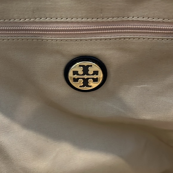 NWOT Tory Burch Center Stripe Ella Tote - Picture 4 of 6